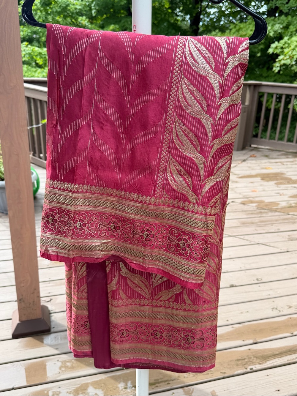Bananasi pure silk  gold sari Weave worn once
